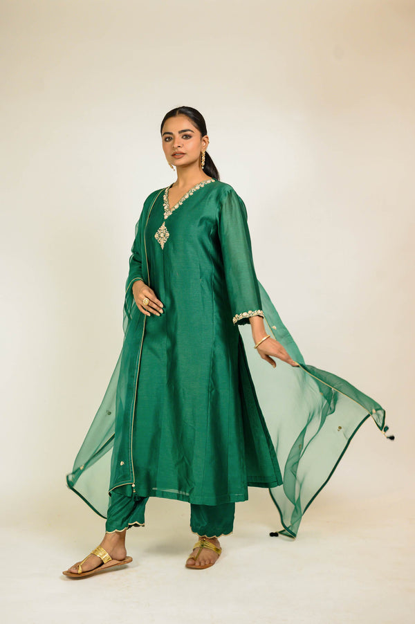 Emerald Scallop Embroidered Chanderi Suit Set