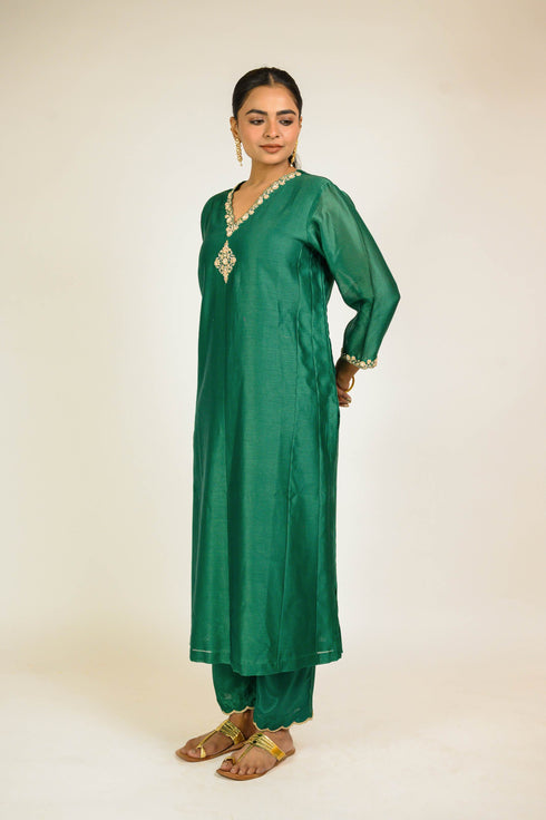 Emerald Scallop Embroidered Chanderi Suit Set