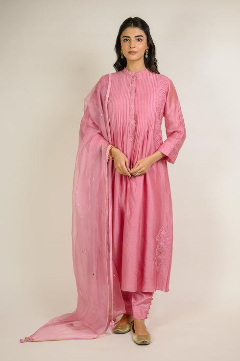 Rose Pink Jaal Embroidered Chanderi Kurta Set