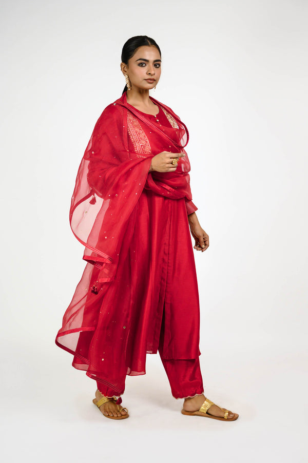 Red Mehrab Yoke Chanderi Kurta Set